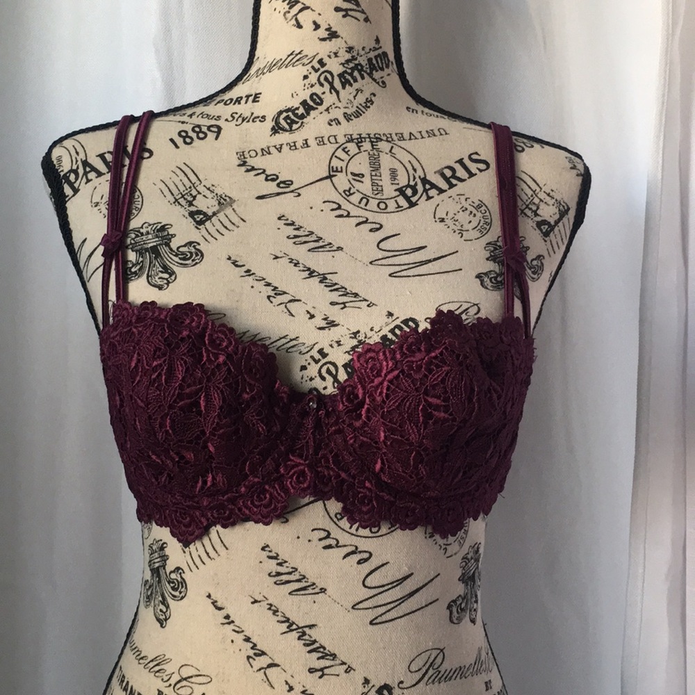 VICTORIA’S SECRET Bra